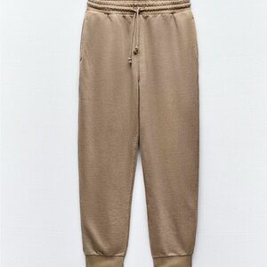 Zara Women’s Tan Jogger Pants
